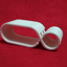 Picture of print of Figure 8 Compliant Clips