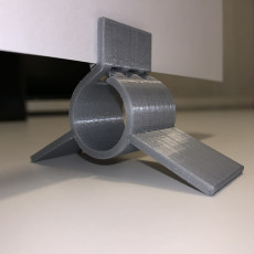 Picture of print of Compliant Stand Clips