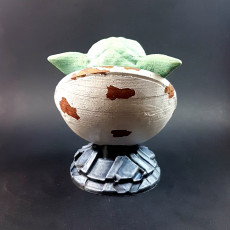 Picture of print of Baby Yoda from Star Wars (support free figure) This print has been uploaded by Óscar Lucas