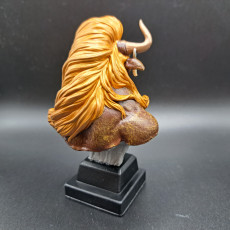 Picture of print of Minotaur bust pre-supported
