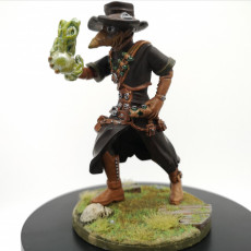 Picture of print of Plague doctor