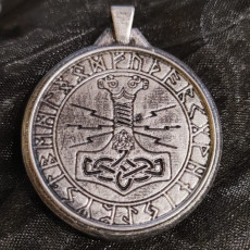 Picture of print of Medallion Necklace Thor Mjolnir (FREE)