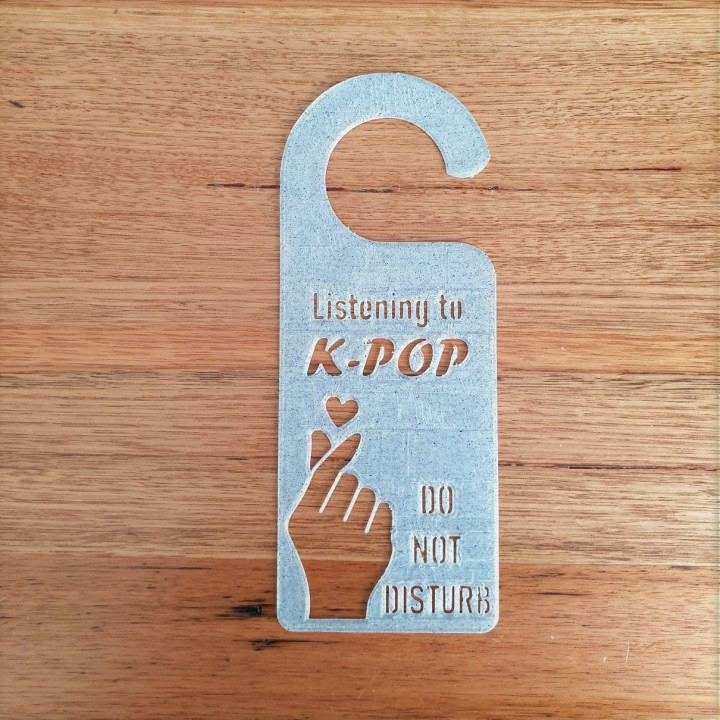 KPop door handle sign do not disturb