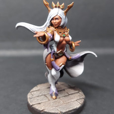 Picture of print of Sapphire - Female Wizard - 32mm - DnD