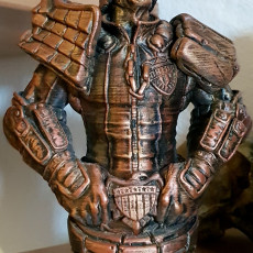 Picture of print of Judge Dredd bust (fan art)