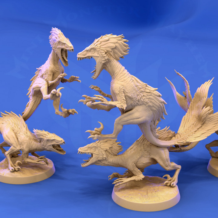 $6.99Feathered Raptor (group attack pose)