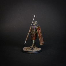 Picture of print of Cursed legionnaire marching - LEGIO IX HISPANA - Courtesy model