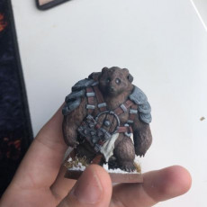 Picture of print of Armoured Bear Miniature - pre-supported
