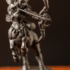 Picture of print of Ypponia - Female Centaur Archer - 32mm - DnD -