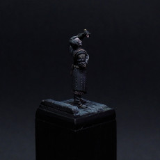 Picture of print of Vampire and alchemist. Tabletop miniature