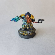 Picture of print of Dorfas The Eldritch Knight [PRE-SUPPORTED] Dwarf Cleric