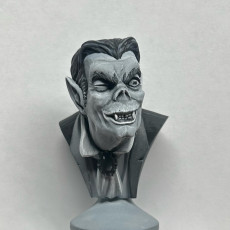 Picture of print of Smiling vampire bust