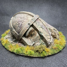 Picture of print of Fallen Norse Statue Ruins Head (pre-supported)