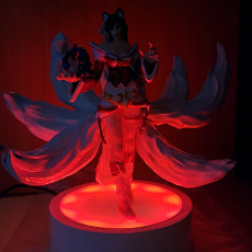 Picture of print of League of Legends Ahri figuer