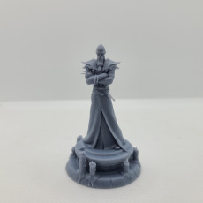 Picture of print of Zondar Valis archmage 2 variants 32mm and 75mm pre-supported