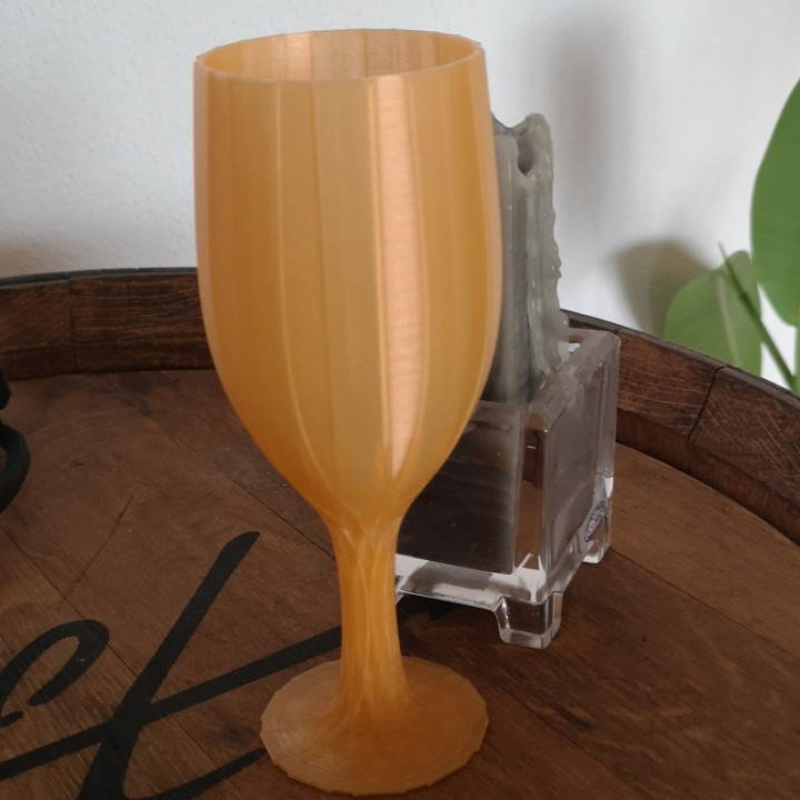 Champagne Glass Scheldegotik Style