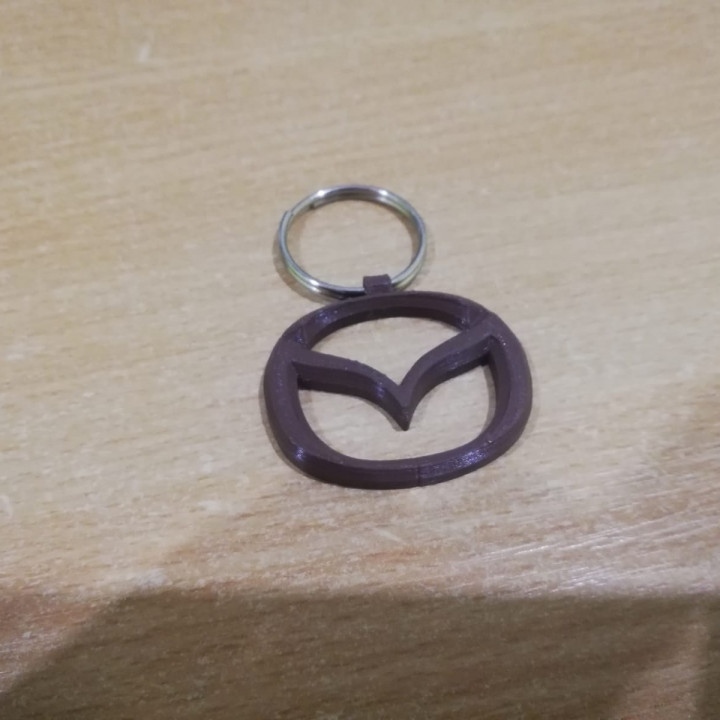 STL file Mazda Demio Car Keychain 🚗・3D printing model to
