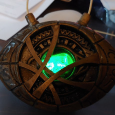 Picture of print of Eye of Agamotto, glowing