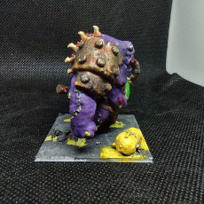 Picture of print of Abomination Plaguebringer Miniature - pre-supported