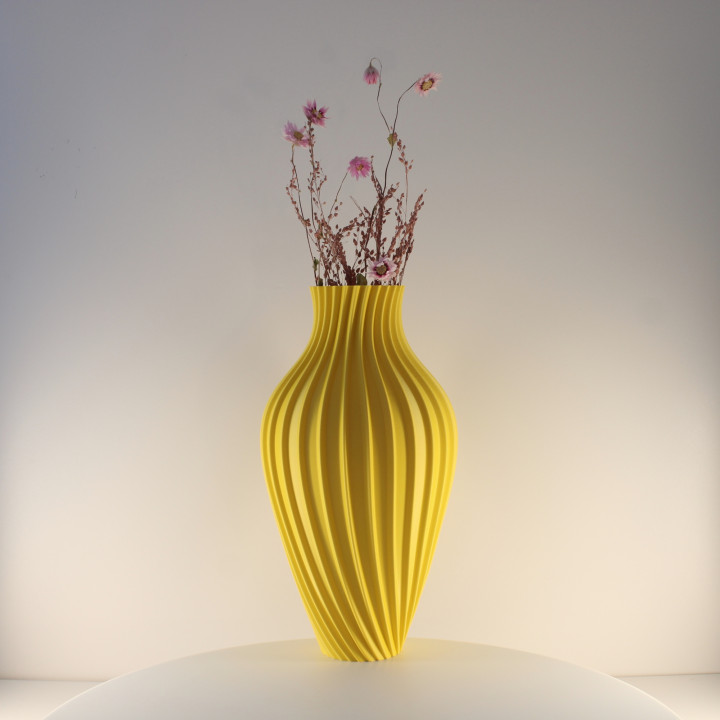 $1.00Wavy Bulb Vase, Flower vase, Vase Mode