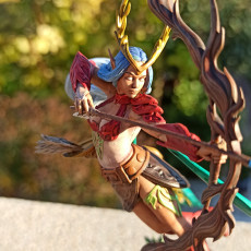 Picture of print of Niel Elven Queen 32mm and 75mm pre-supported