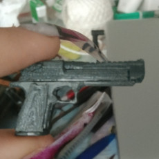 Picture of print of Desert Eagle 1/4 Scale