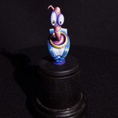 Picture of print of Earthworm Jim Bust