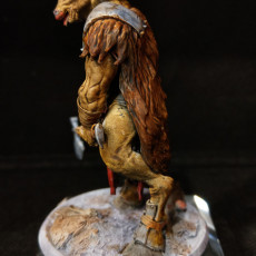 Picture of print of the executor Beastmen