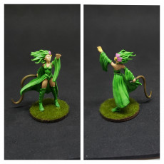 Picture of print of Kingdom of Talarius - Lydia the Therion Caller (32mm scale presupported miniature)