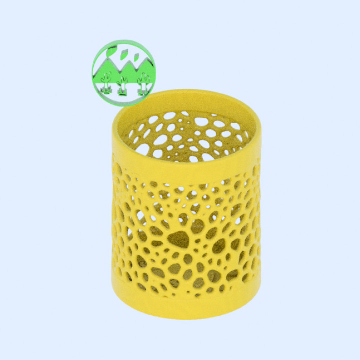 Mysterious container (voronoi style)