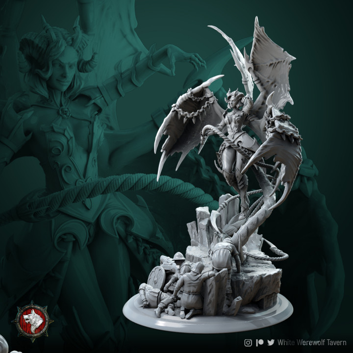 $17.00Zurae-Ta succubus diorama 75mm and 32mm pre-supported