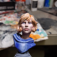 Picture of print of Cute Girl Bust [Pre-Supported]