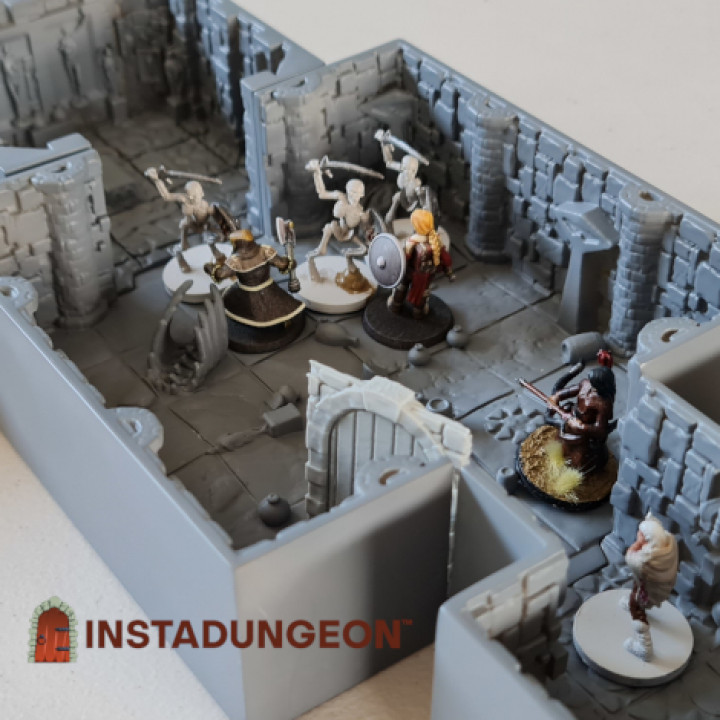 INSTADUNGEON™ Starter Set: dungeon tiles compatible with DnD, Pathfinder and more