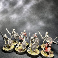 Picture of print of Skeleton Horde - Sword and Shield (Set of 5 x 32mm scale presupported miniatures)