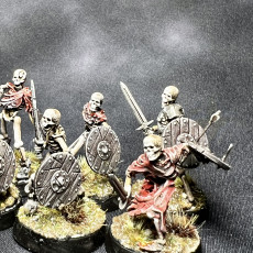 Picture of print of Skeleton Horde - Sword and Shield (Set of 5 x 32mm scale presupported miniatures)