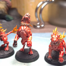 Picture of print of Evil dogs 3 miniatures 32mm pre-supported