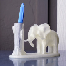 Picture of print of Elephant pen holder