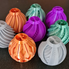 Picture of print of Vase Mode Baubles!