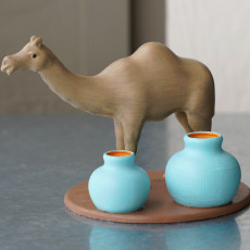 Picture of print of Camel pen holder