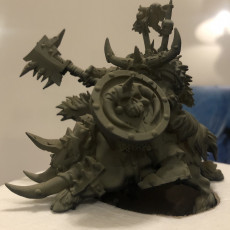 Picture of print of Orc Warboss on warboar (with shield or two weapons)