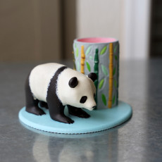 Picture of print of Panda pen holder