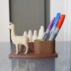 Picture of print of Lama pen holder