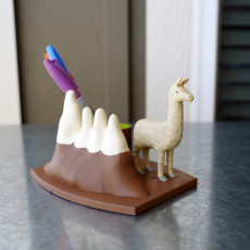 Picture of print of Lama pen holder