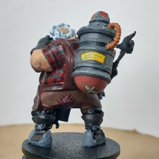 Picture of print of Dr. TNT "Tiny Tim", the Chunky Artificer (2 Versions)