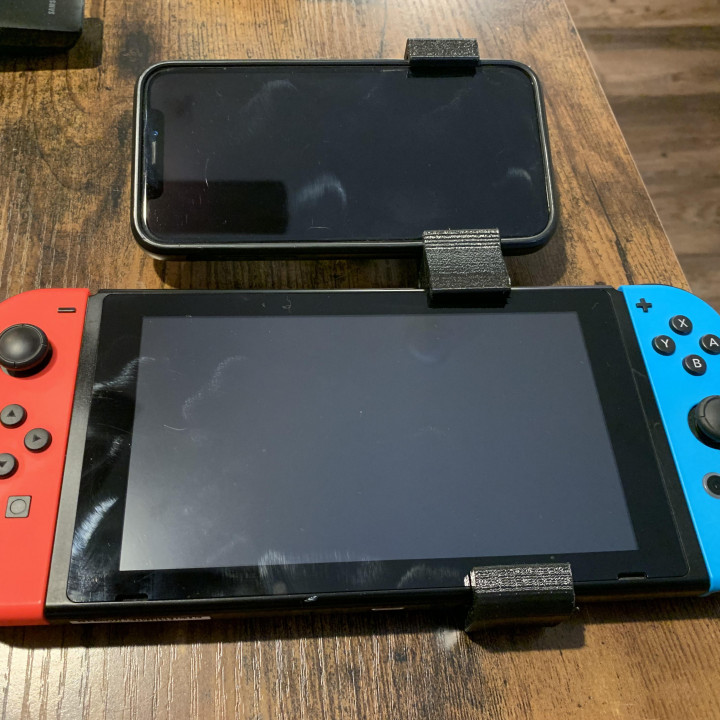 phone mount for switch