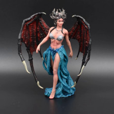 Picture of print of Lilith the Queen of Night, The First Succubus (3 inch/75 mm base, 4+ inch/100+ mm height miniature)