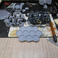 Picture of print of 25mm Movement Tray (10 miniatures)