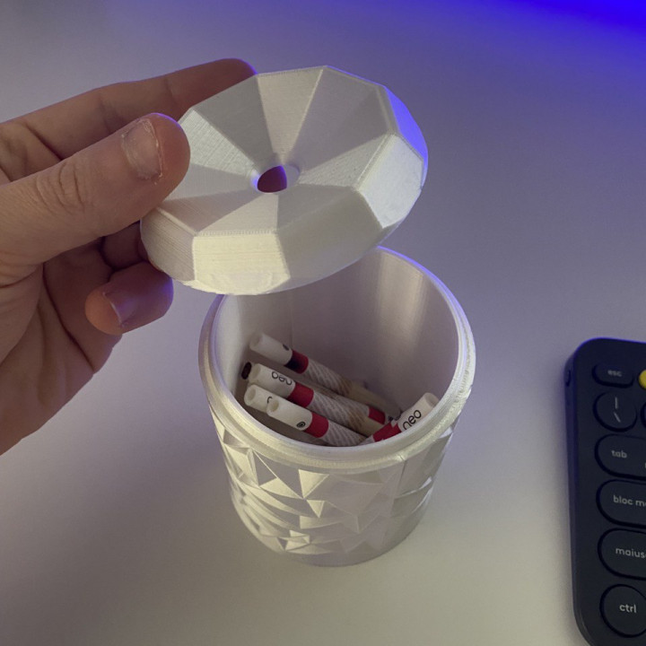 3D Printable Ashtray for IQOS and GLO sticks by Andrea Rizzo