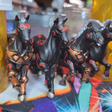 Picture of print of Minoc Chariots - 4 Modular Riders and Horses - Order of the Labyrinth
