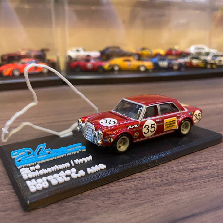 Hotwheels Mercedes 300SEL 6.8 AMG Display Base (24 hours of Spa Francorchamps 1971)